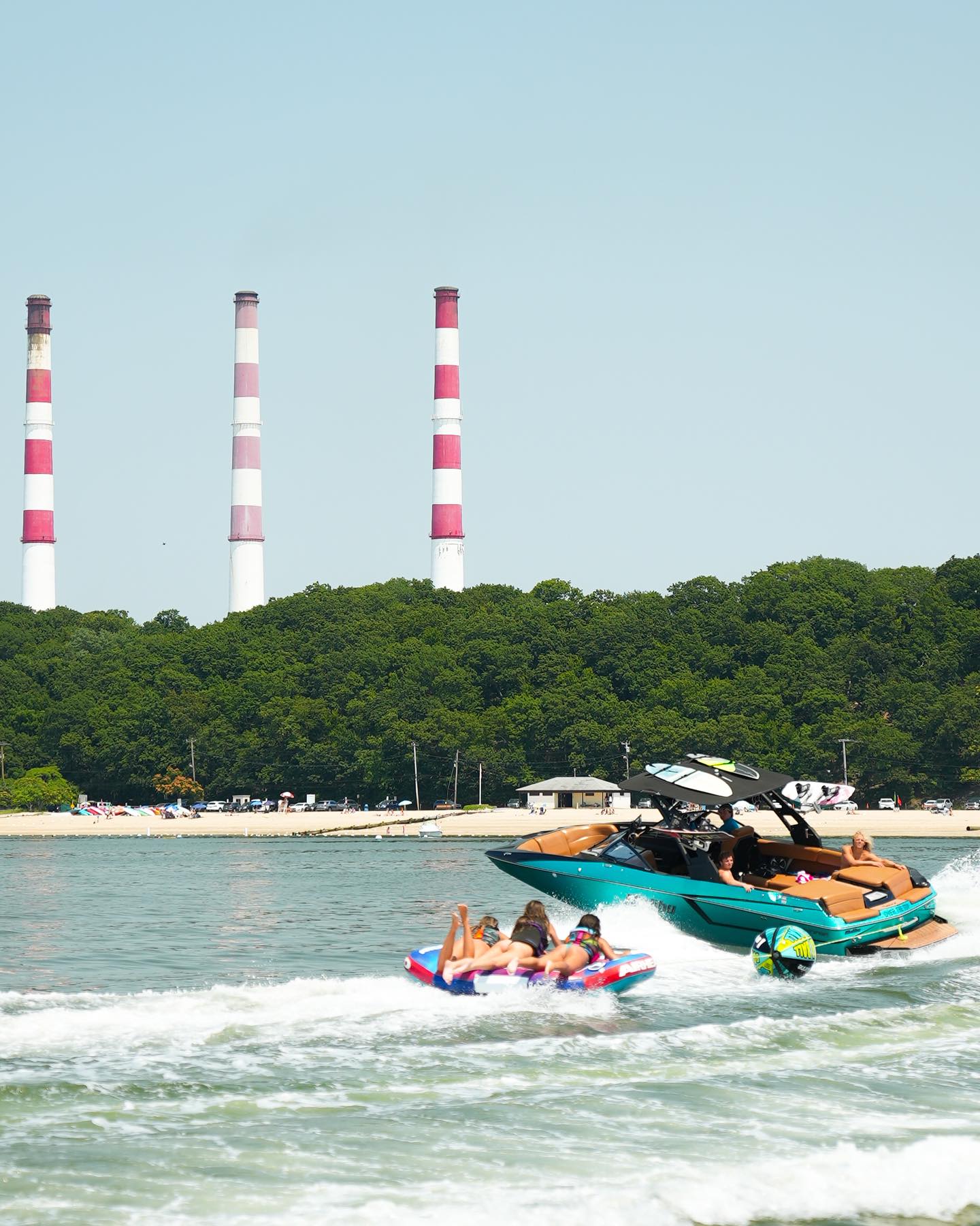 adventure boat rental huntington bay